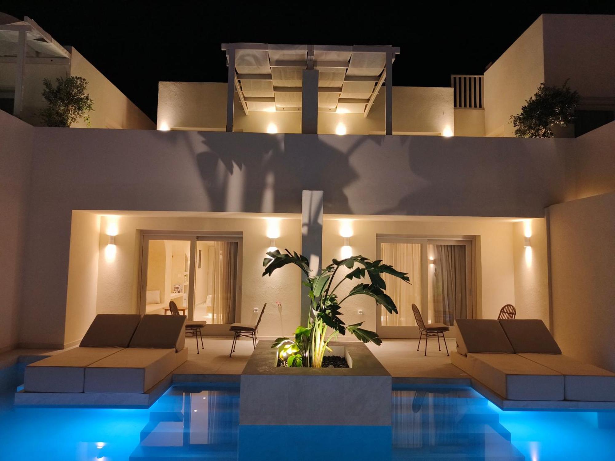 Heyday Luxury Suites Perissa  Zewnętrze zdjęcie