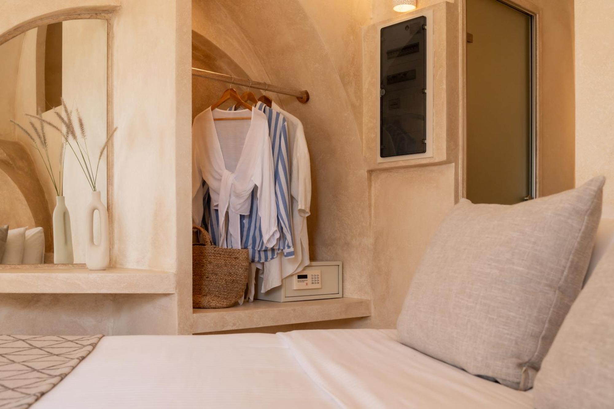 Heyday Luxury Suites Perissa  Zewnętrze zdjęcie