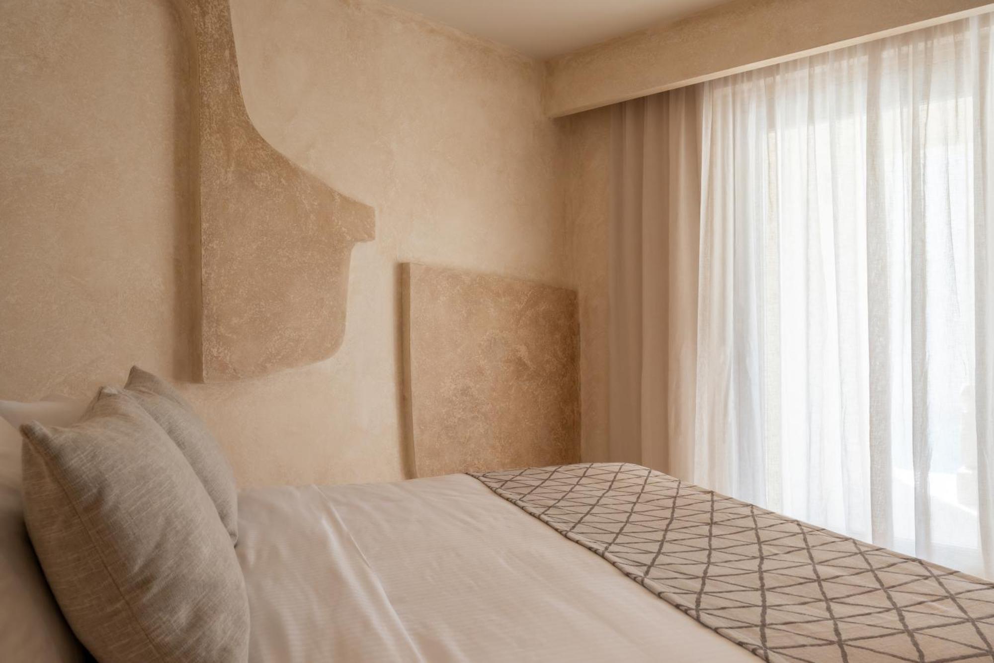 Heyday Luxury Suites Perissa  Zewnętrze zdjęcie